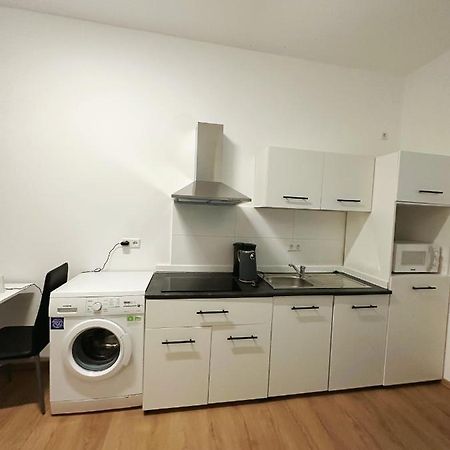 2 Schlafenzimmer Waschmaschine Eller Düsseldorf Exterior foto